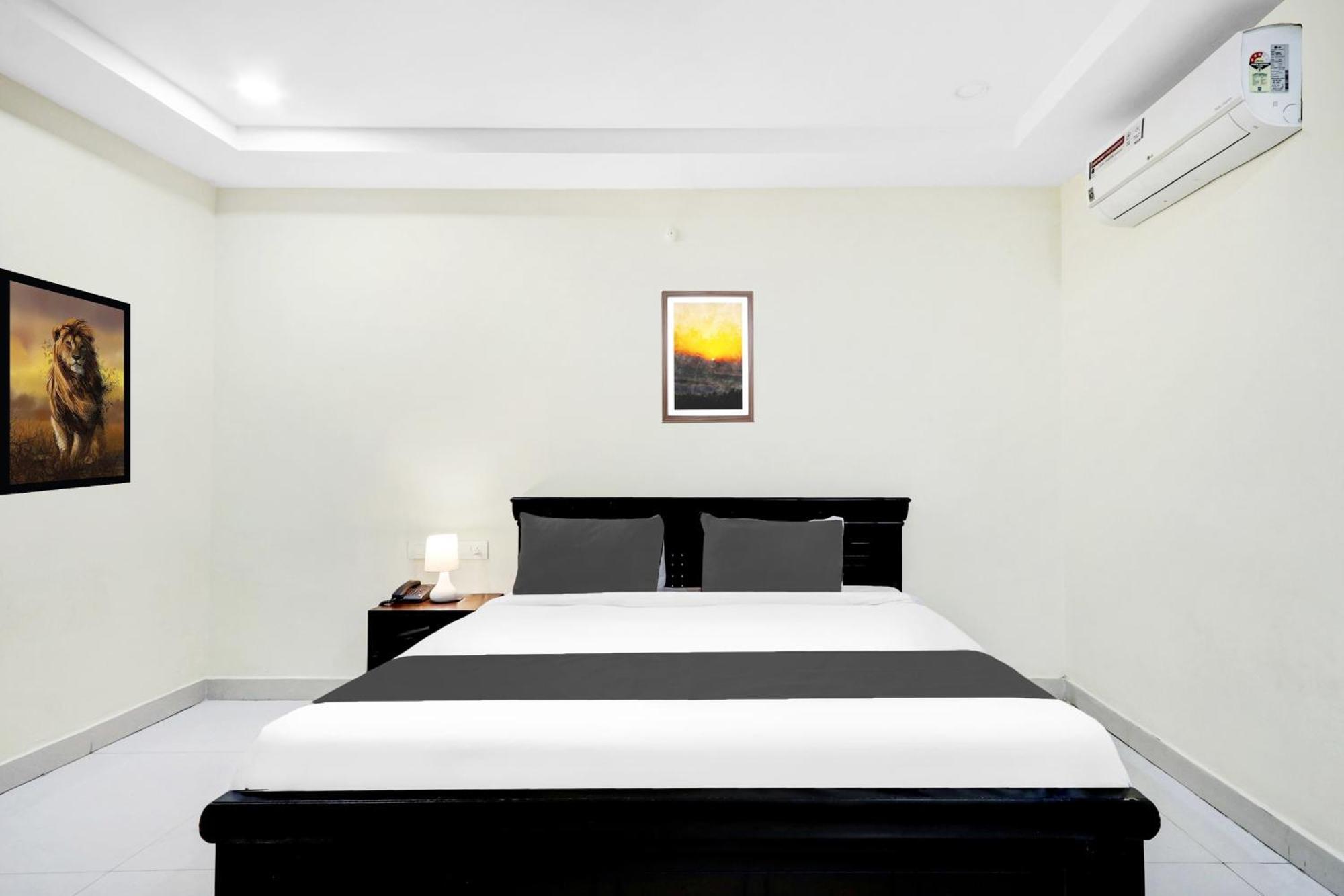 Отель Super Townhouse Daba Garden Road Вишакхапатнам Экстерьер фото