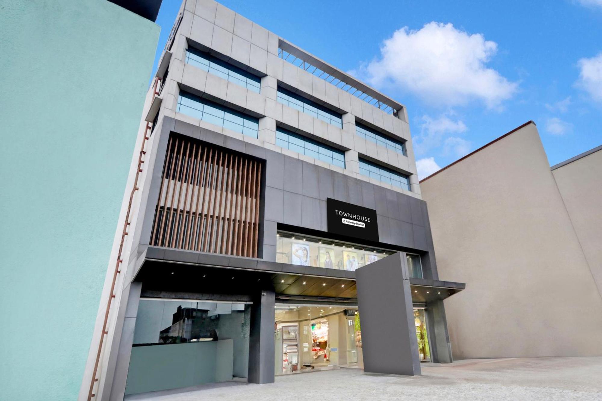 Отель Super Townhouse Daba Garden Road Вишакхапатнам Экстерьер фото