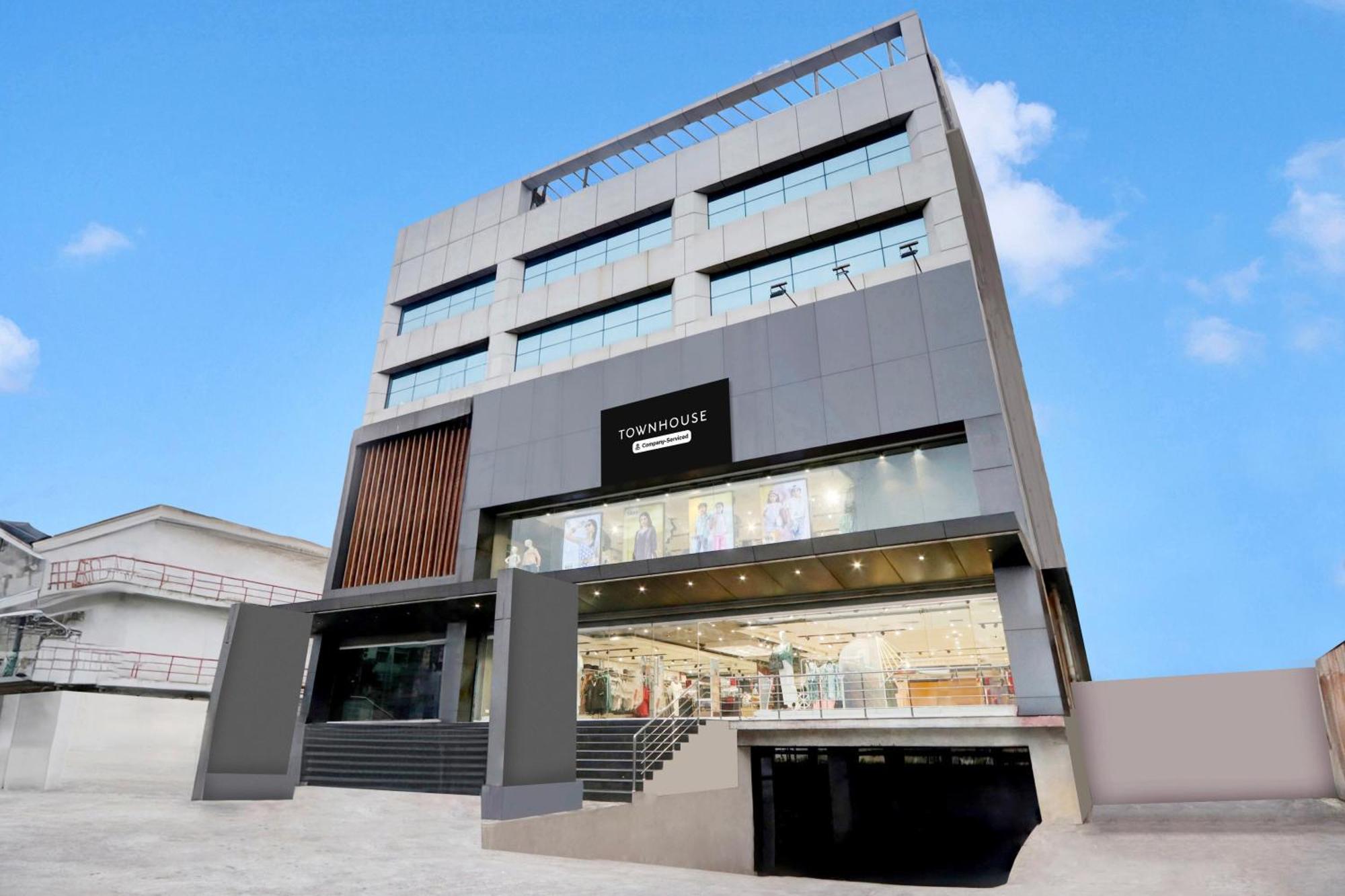 Отель Super Townhouse Daba Garden Road Вишакхапатнам Экстерьер фото