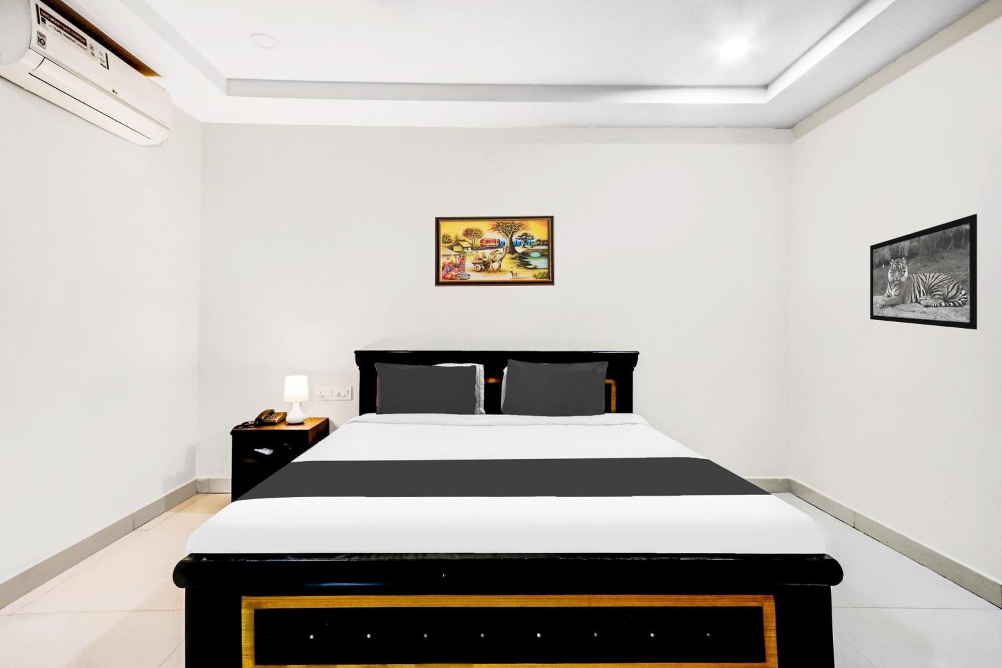 Отель Super Townhouse Daba Garden Road Вишакхапатнам Экстерьер фото